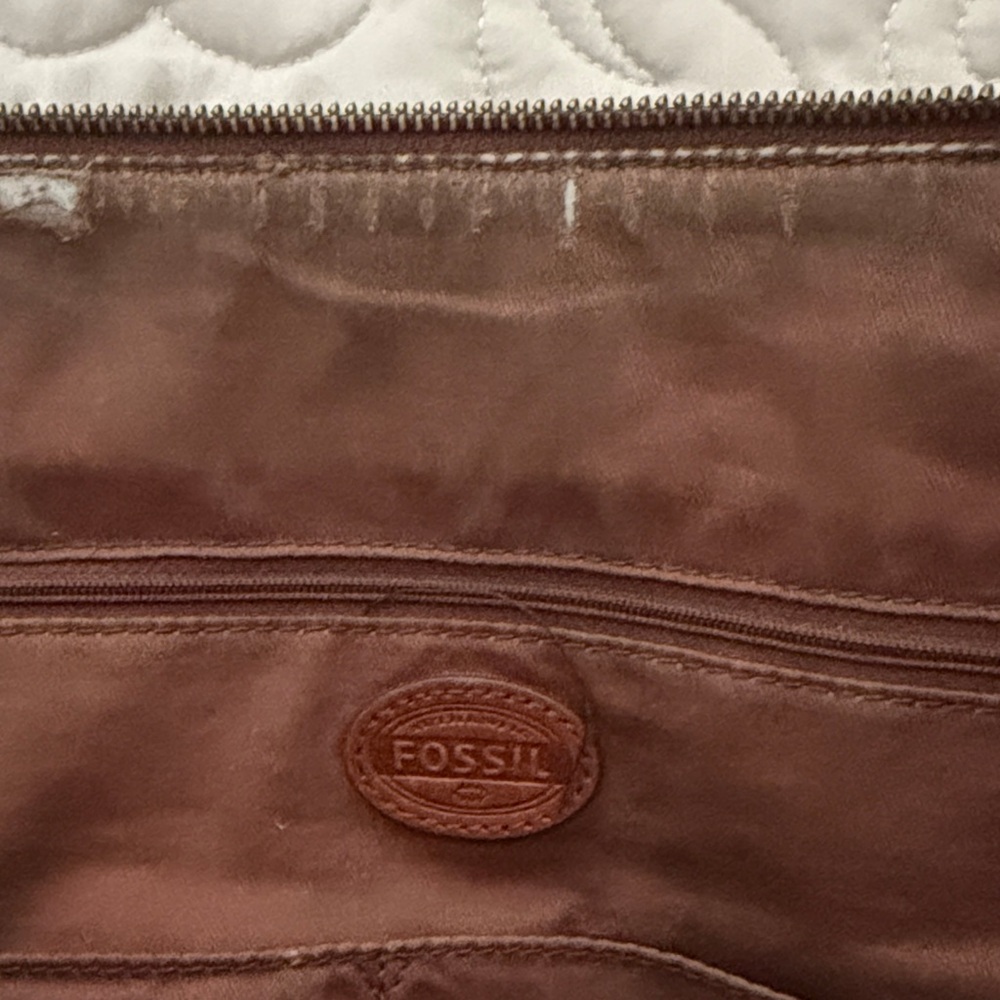 Elegant Brown Leather Tote Bag - Picture 6 of 12